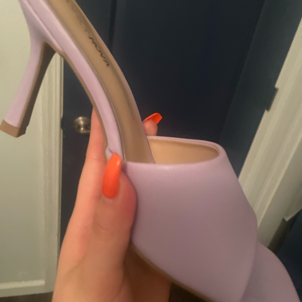 COPY - Purple heels